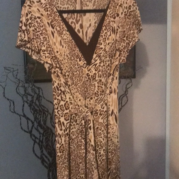 Leopard print flowing 👗 Stretchy dress - Picture 2 of 2